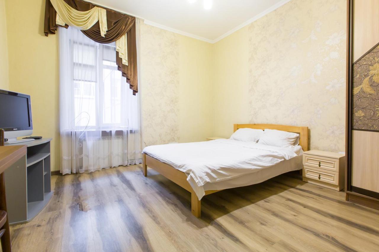 Квартира Подобово Біля Площі Ринок Вулиця Староєврейська 17 Lviv Exterior photo