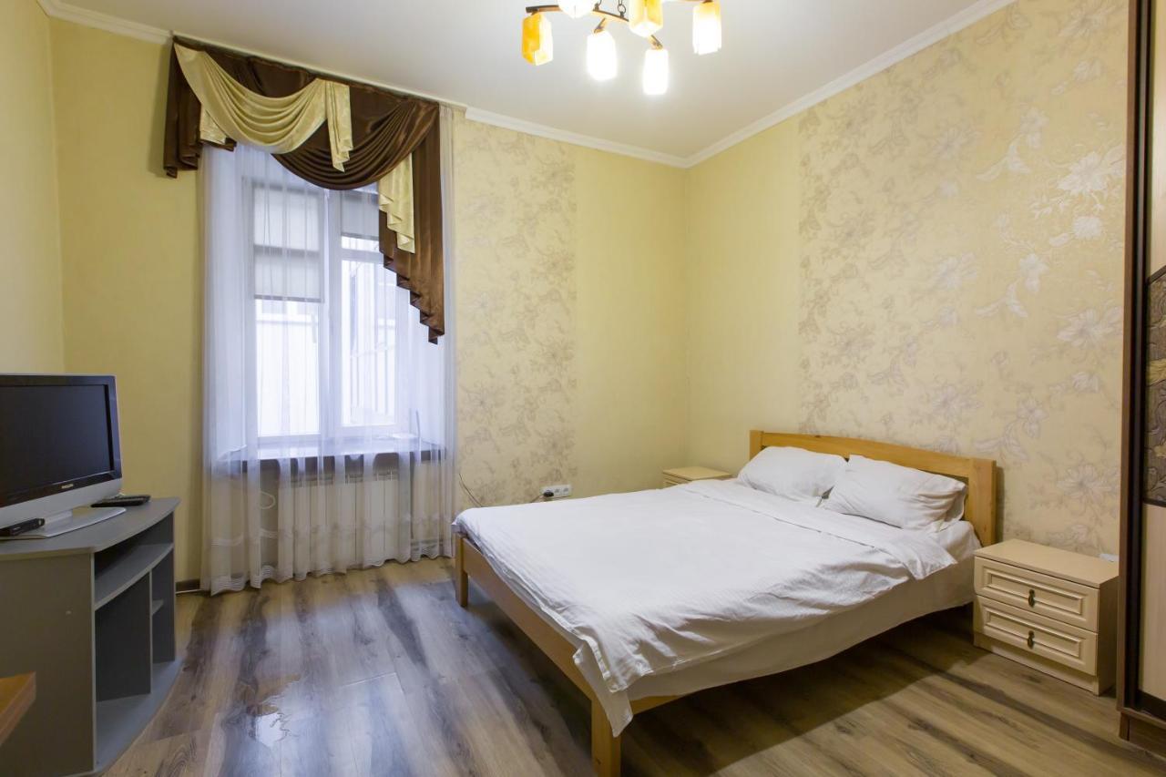 Квартира Подобово Біля Площі Ринок Вулиця Староєврейська 17 Lviv Exterior photo