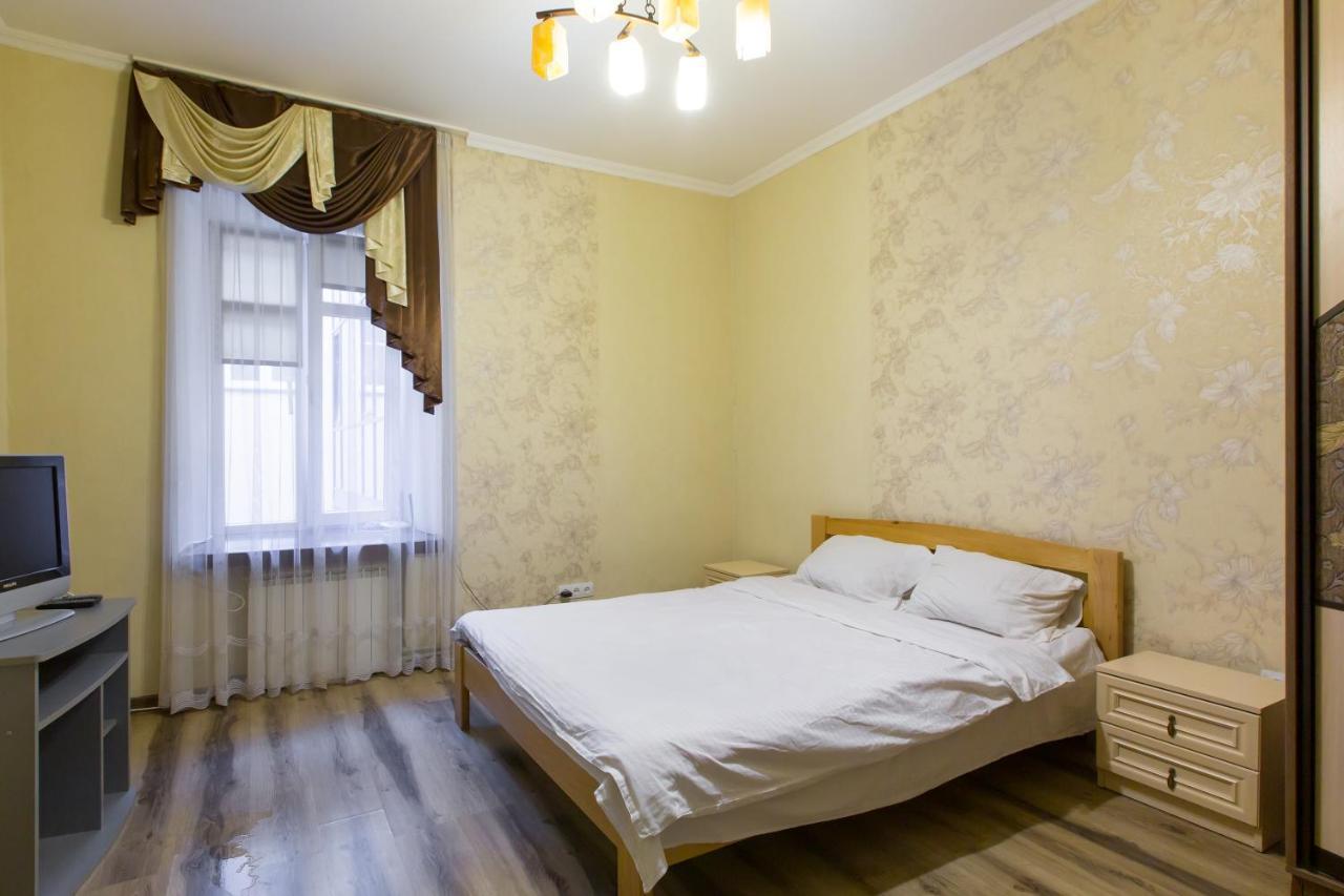 Квартира Подобово Біля Площі Ринок Вулиця Староєврейська 17 Lviv Exterior photo